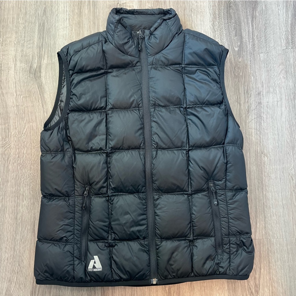 Eddie Bauer Women's Large First Ascent 100% Goose Down Black Puffer Vest